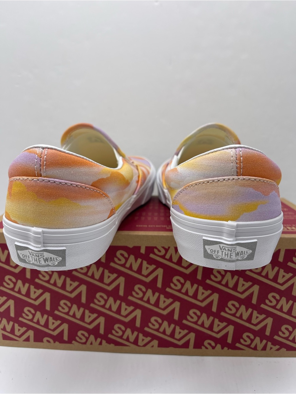 Vans WMNS Classic Slip-On Festival Dream Multi
Sneakers Lavender Watercolor - Picture 10 of 16